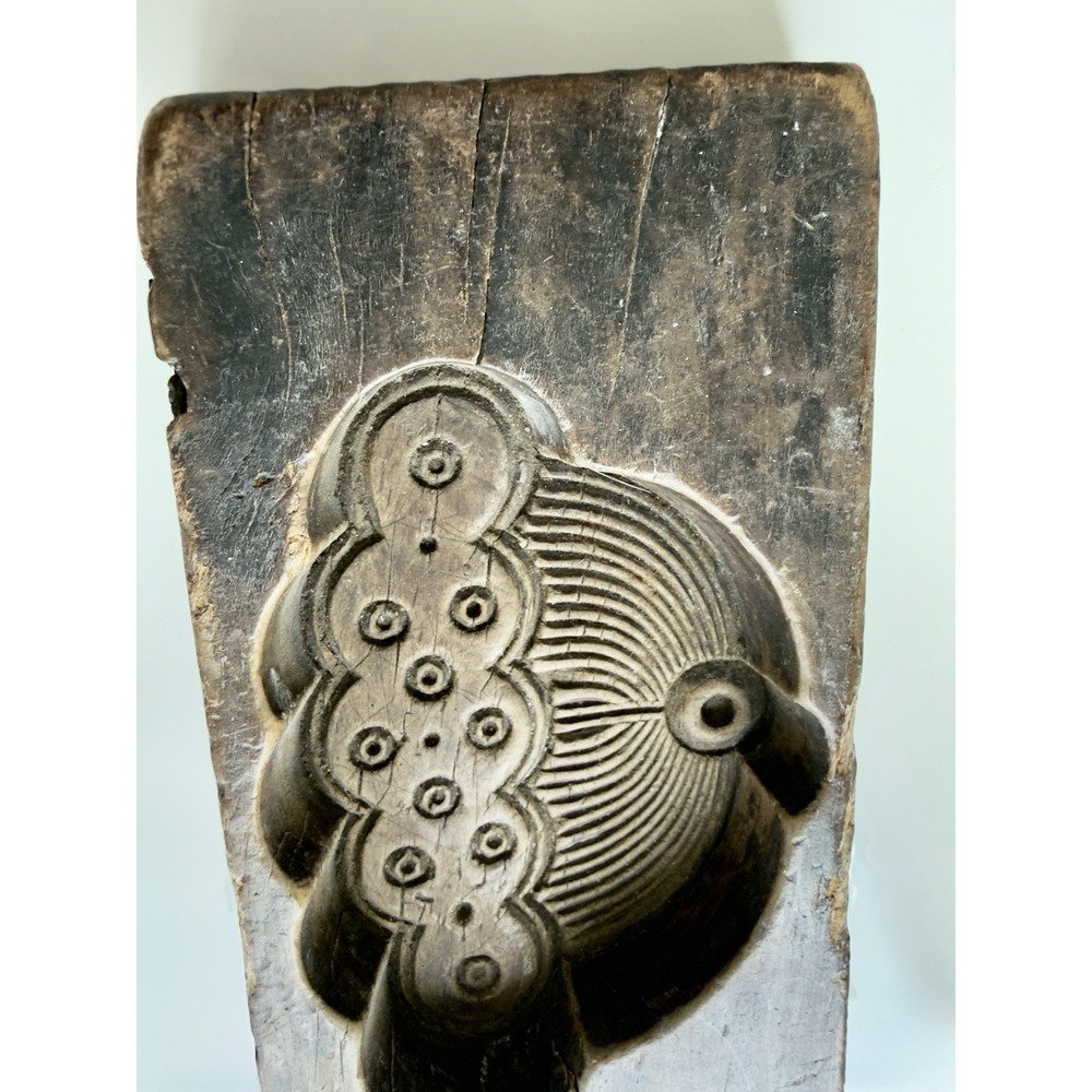 Antique Chinese Folk Art, Carved Hardwood Mooncake Mold — Phoenix & Cloud Motif - Picture 5 of 8